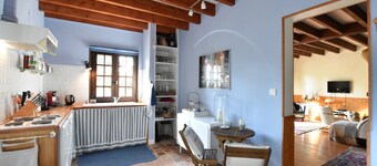 Holiday Home in Le Châtelet with Pool