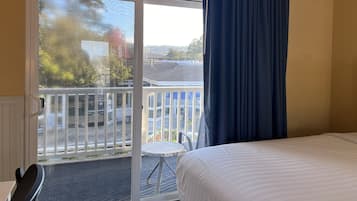 1 bedroom, iron/ironing board, WiFi