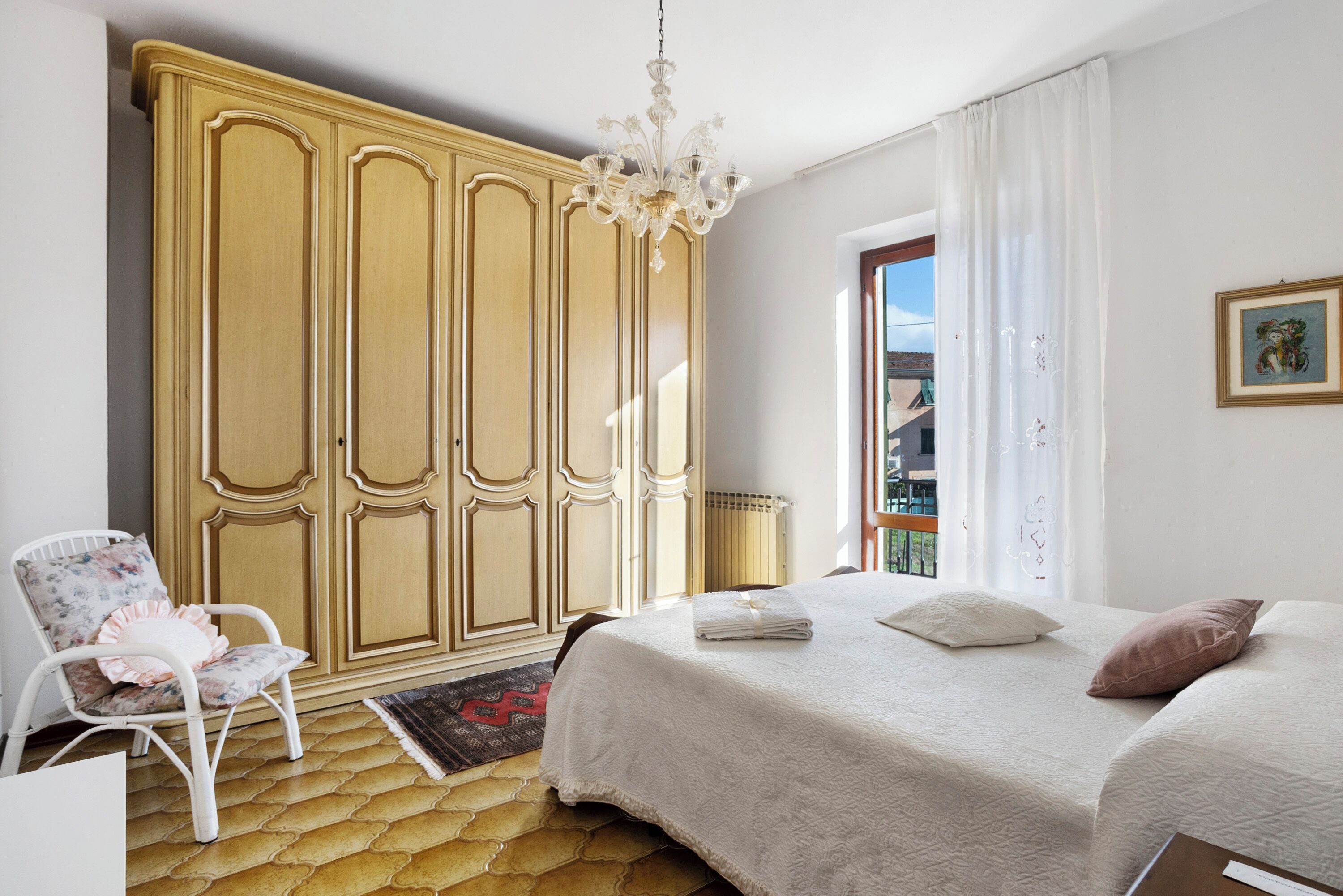 3 bedrooms, iron/ironing board, free WiFi, bed sheets