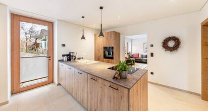 Apartment 'Landhaus Silene Haus Recla' with Mountain View, Private Terrace and Wi-Fi