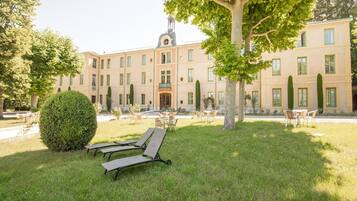 Extérieur