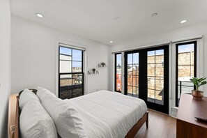 7 bedrooms, iron/ironing board, travel crib, WiFi