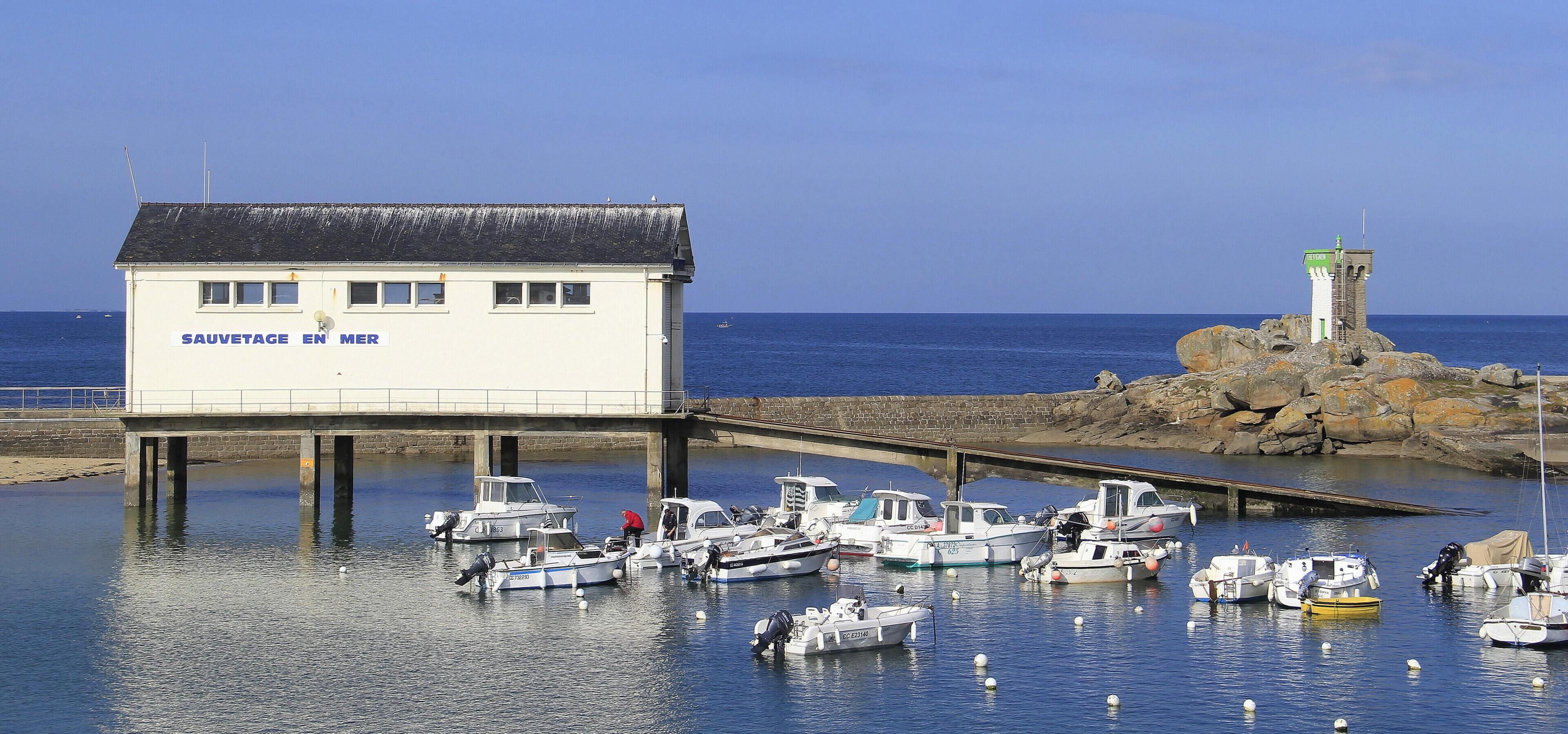 Marina/club náutico