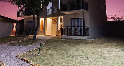 Flat aconchegante de Frente para as montanhas e rodeado pela natureza