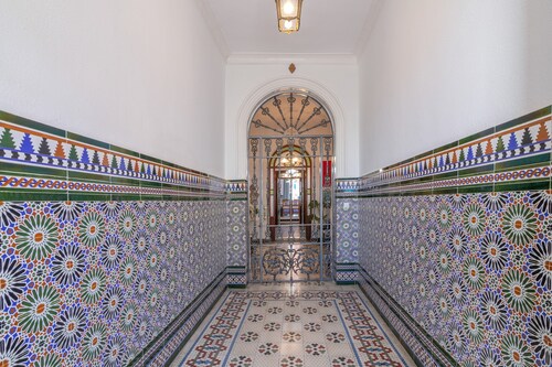 Vacation Home 'Una Casa Azul' with Private Terrace, Wi-Fi & Air Conditioning