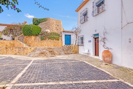 外観. Holiday Home 'Ca Xotxim' with Private Terrace and Air Conditioning