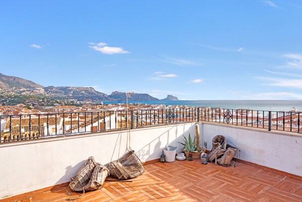 Property grounds - Holiday Home 'Ca Xotxim' with Private Terrace and Air Conditioning (Altea)