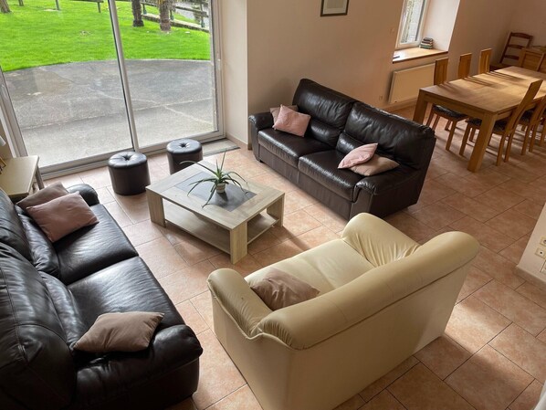 Téléviseur, chaîne audio