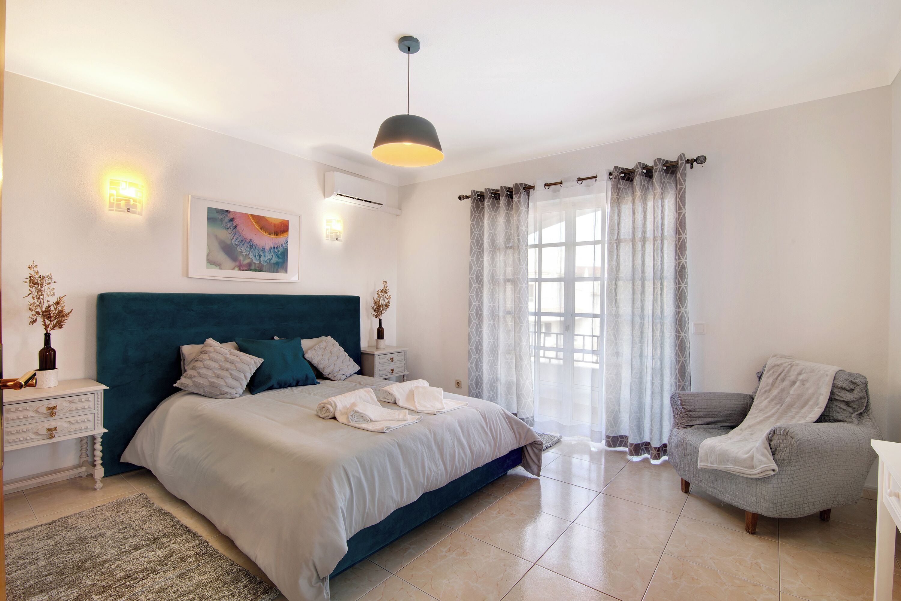 3 bedrooms, iron/ironing board, free WiFi, bed sheets