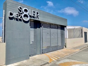 Fachada da propriedade