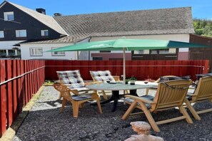 Outdoor dining - Ferienwohnung in Bontkirchen (Brilon)