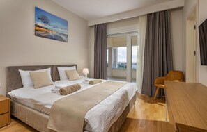 4 soverom, reiseseng for barn, wi-fi (inkludert) og sengetøy