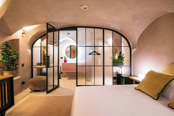 Habitación básica | Sábanas de algodón egipcio y ropa de cama de alta calidad