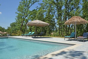 Pool - Villa in Montauroux with Pool and Forest Views (Montauroux)