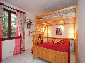 3 bedrooms, WiFi