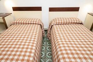 3 chambres, draps fournis