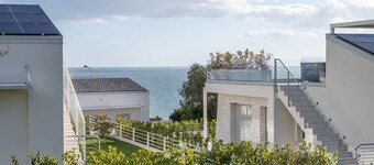 N272 - Numana, wonderful villa with sea view