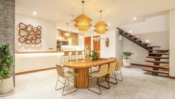 Villa (4 Bedrooms) | Exterior