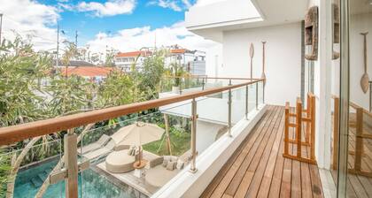 Coastal Comfort: Cozy 4BR Villa, 5 Min Walk to Finns Beach