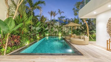 Villa (4 Bedrooms) | Exterior