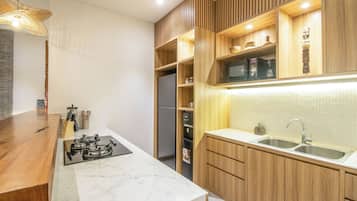 Villa (4 Bedrooms) | Exterior