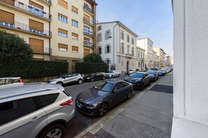 Property grounds - Valori Modern in Florence by Mmega (Firenze)