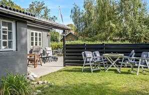 Outdoor dining - Stunning home in Gørlev with WiFi (Gørlev)