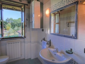Shower, bidet