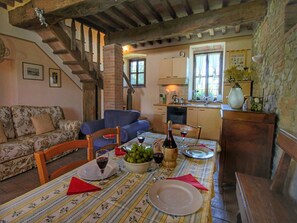 TV, fireplace, ping pong - Apartment in Todi with Pool & History (Todi)