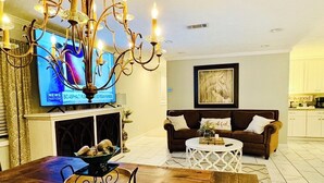 Interior - Luxury home, minutes from MSU campus (Starkville)