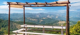 Farmhouse in Marche with Panoramic Views