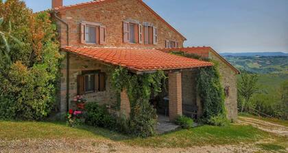Holiday Home in Paciano near Lake Trasimeno