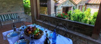 Holiday Home in Paciano near Lake Trasimeno