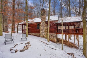 Property grounds - Over the hill and through the woods, to the Cozy Cub cabin we go.  (Logan)