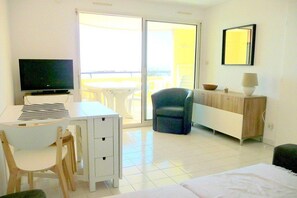 2 bedrooms - Lovely 2 room apartment plus cabin sea view swimming pool Rochelongue Cap d'Agde (LE CAP D AGDE)