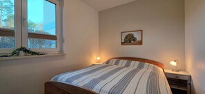 Uklassifisert bilde, 4 av 16, knapp