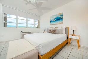3 bedrooms, desk, iron/ironing board, travel crib