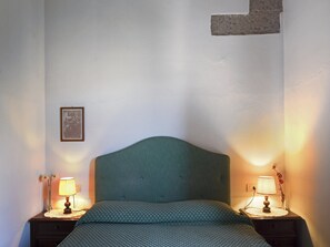 2 bedrooms, WiFi - Chianti Romantic Retreat (Greve in Chianti)