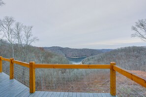 Property grounds - Celina Cabin w/ View of Dale Hollow Lake! (Hilham)