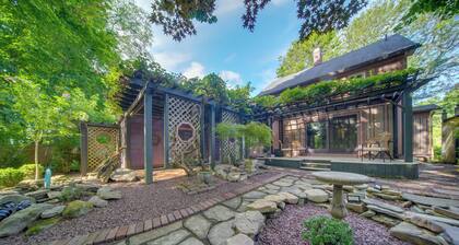 Spacious Jamestown Home Near Nat'l Comedy Center!