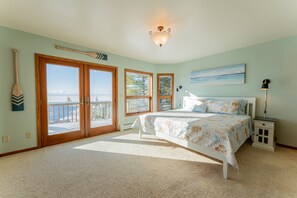 4 Schlafzimmer, Bügeleisen/Bügelbrett, kostenloses WLAN, Bettwäsche