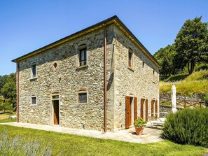 Exterior - Tranquil Retreat in Anghiari (Anghiari)