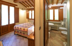 Shower, hair dryer - Stunning home in Montebuono with WiFi (Montebuono)