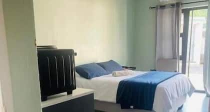 TrendyBliss Guest House