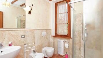 Doccia, bidet