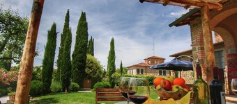 Tuscan Retreat with Pool