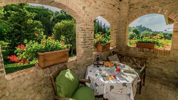 Restauration extérieure