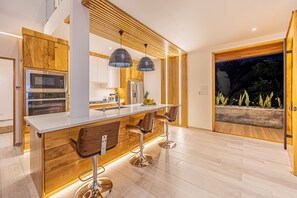 Private kitchen - Luxury Villa Elegante - Ocean View 4 Bedroom House (Savegre)