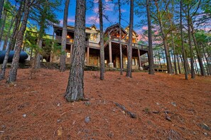 Exterior - Wild Horse Lodge · Sleeps 25! New Listing! · Game Room & Theatre (Broken Bow)