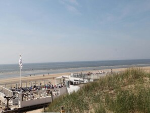 Beach nearby - Holiday Home Bergen near Beach & Dunes (Bergen aan Zee)